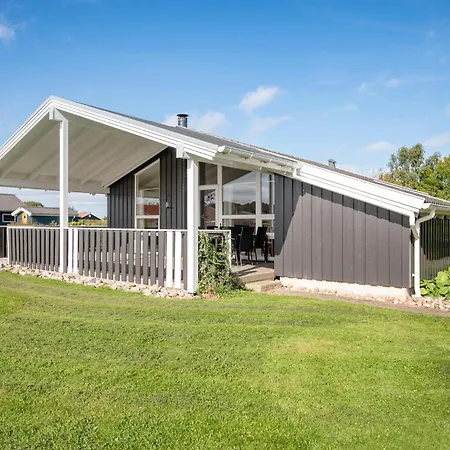 Pot Strandby Ix Holiday home *